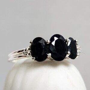VTG NIB Black Spinel Trilogy Ring Size 7